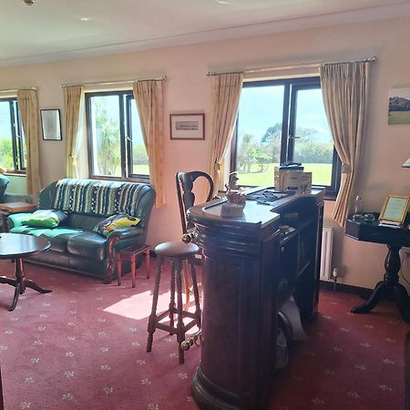 Corthna Lodge Schull Exterior foto
